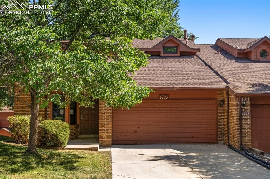 4875 EVENING SUN LN - Photo 1