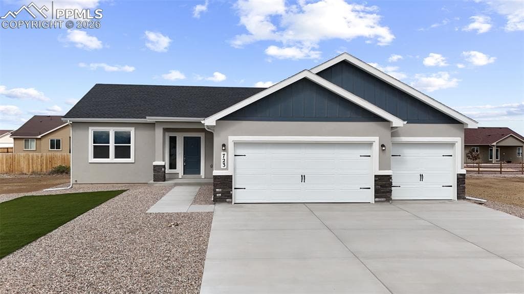 723 Campbell Ln — photo 1
