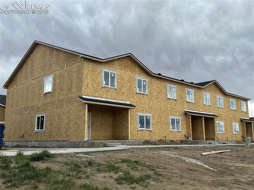 1790 Sandtoft Heights — photo 1