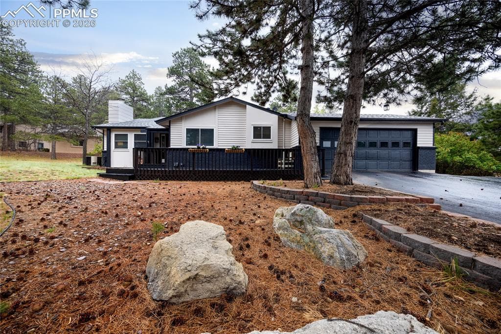 975 Tari Dr — photo 1