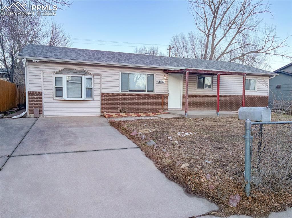 2511 Sonoma Dr — photo 1