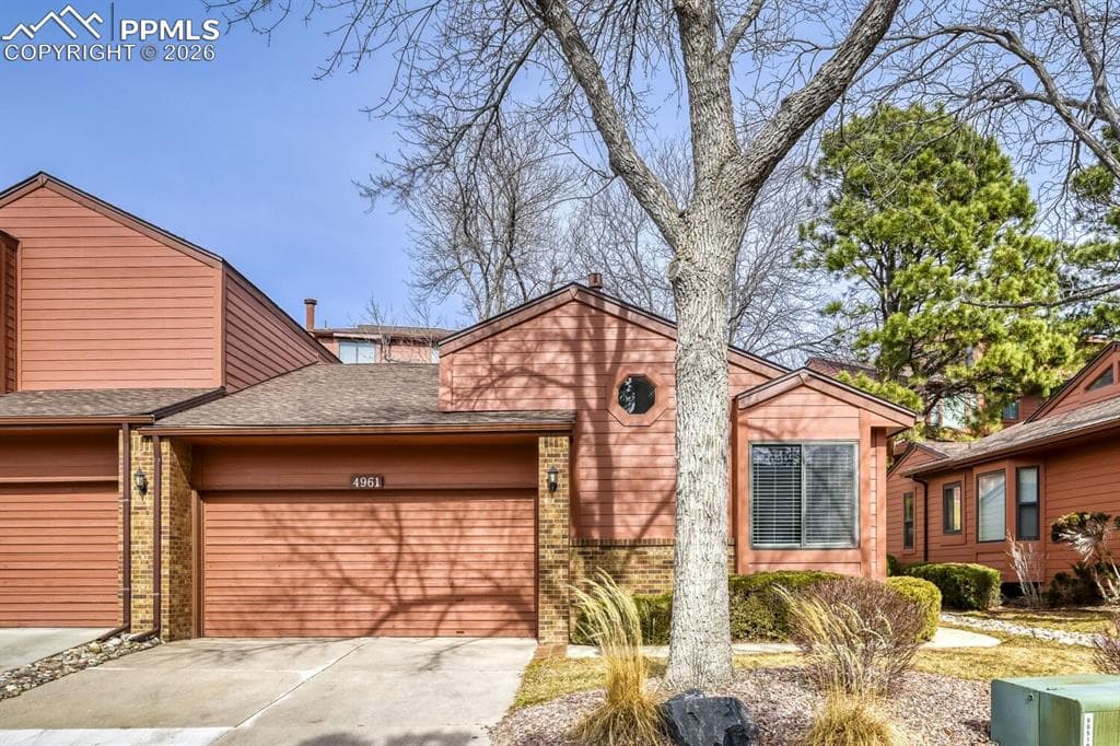 4961 Daybreak Circle — photo 1