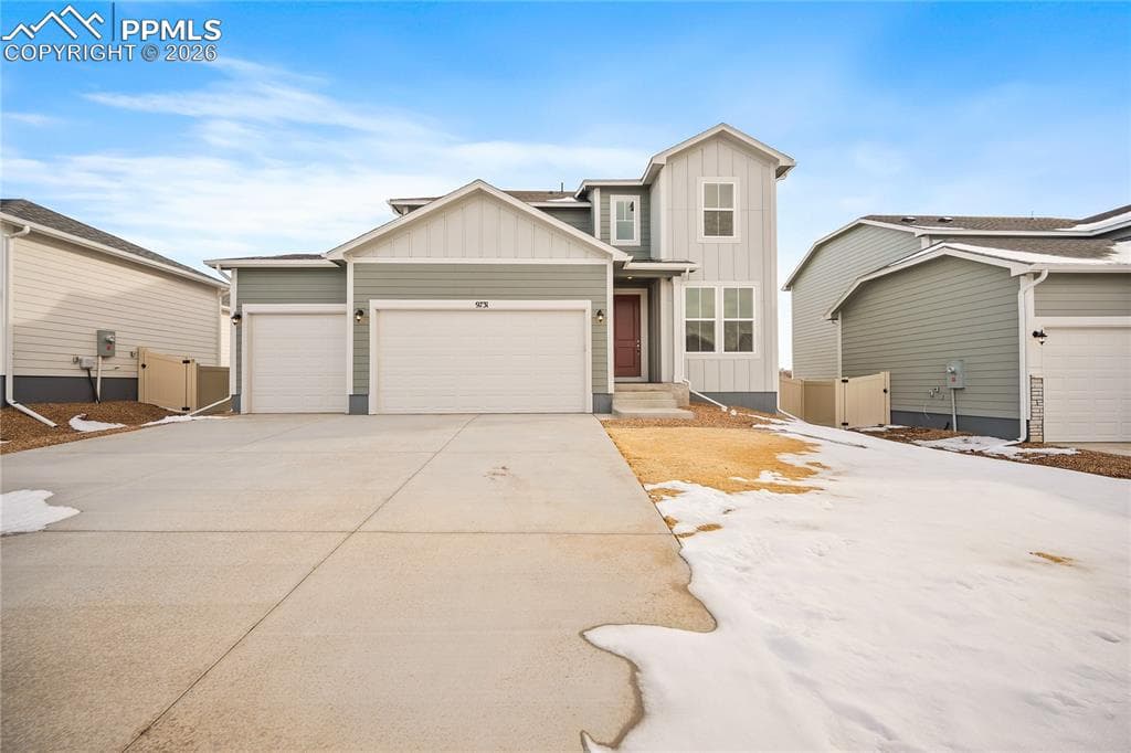 9731 Blaurock Dr — photo 1