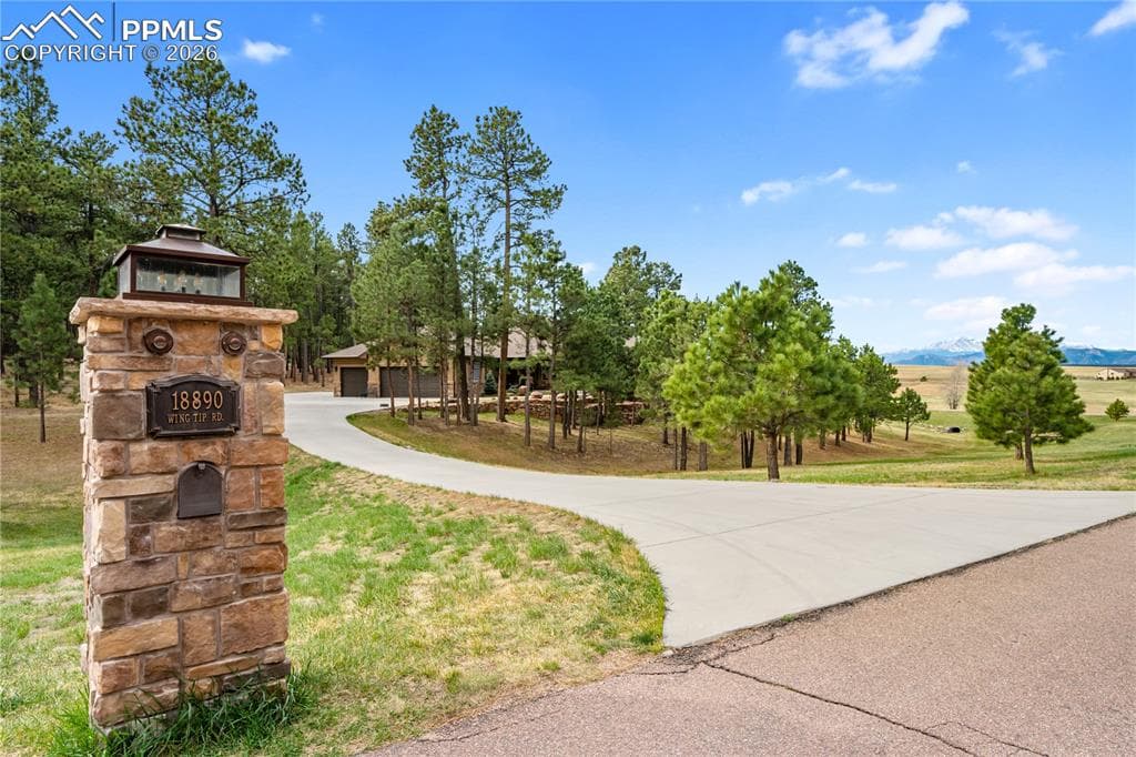18890 Wing Tip Rd — photo 1
