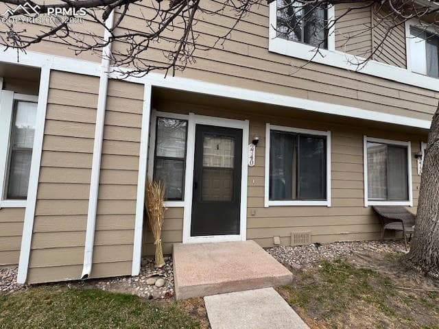 2740 HEARTHWOOD LN - Photo 1