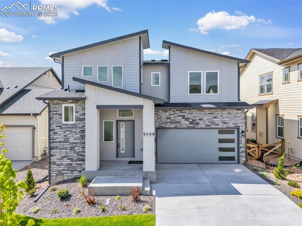 9599 Feathergrass Dr — photo 1