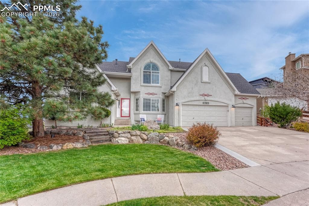 1301 Hazeline Lake Dr — photo 1