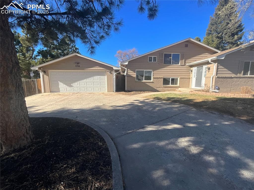 3706 N Chestnut St — photo 1