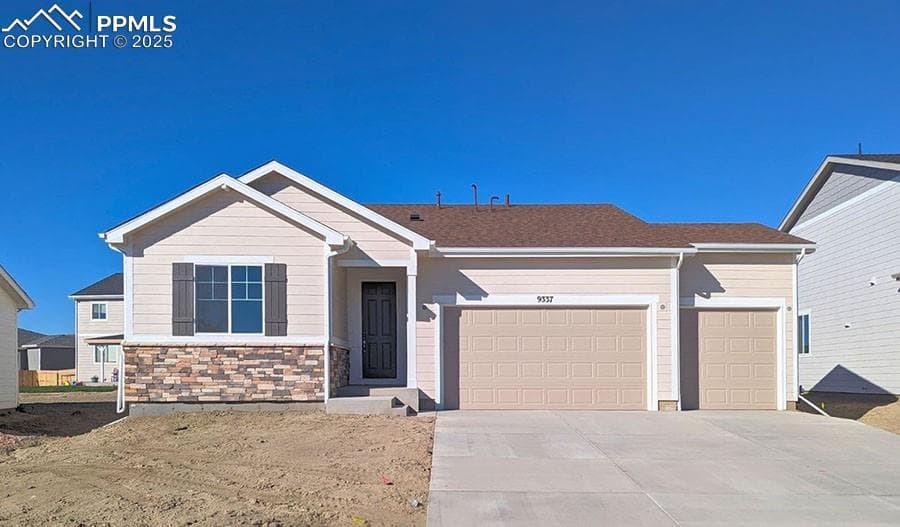9337 Golden Buffs Dr — photo 1
