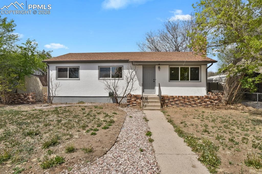3122 E La Salle St — photo 1
