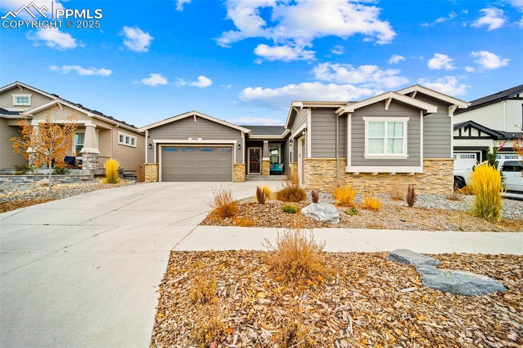 4661 Horse Gulch Loop — photo 1