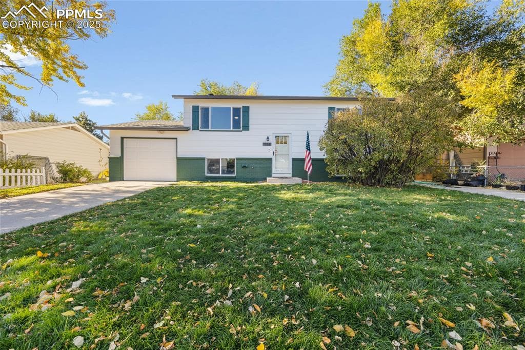 1556 Willshire Dr — photo 1