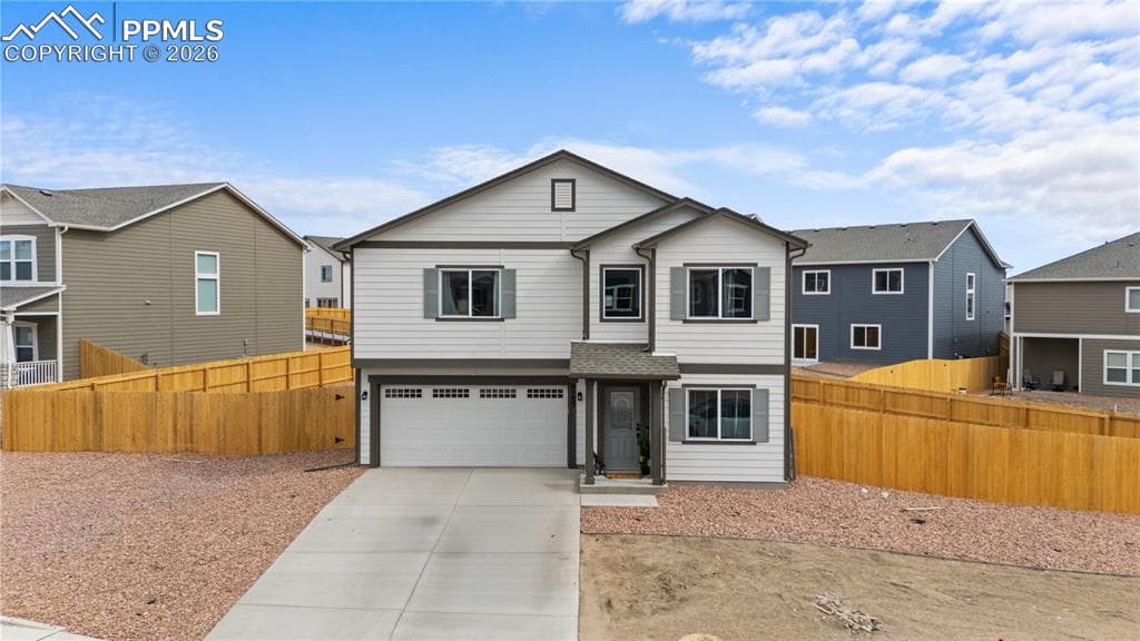 8189 Sophia Ln — photo 1