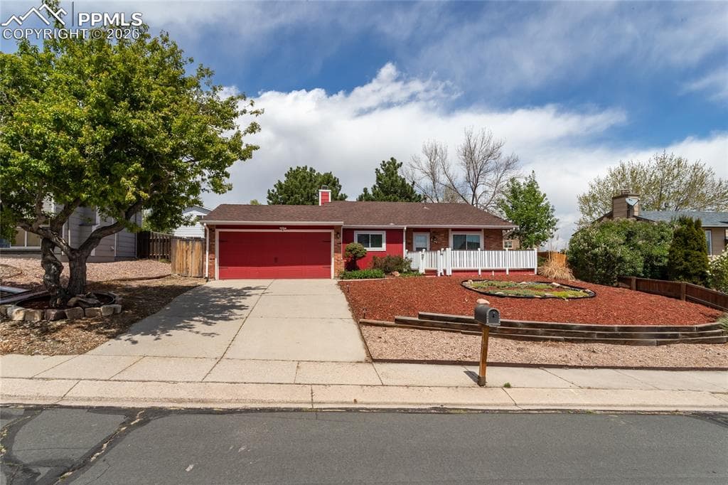 2982 Valarie Circle — photo 1
