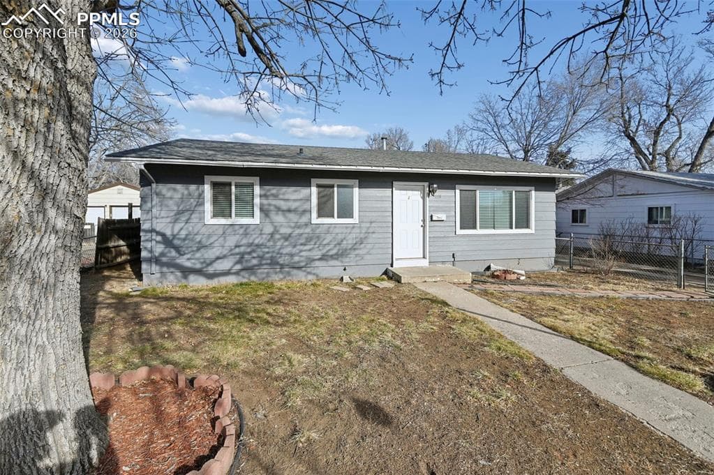 1110 Florence Ave — photo 1