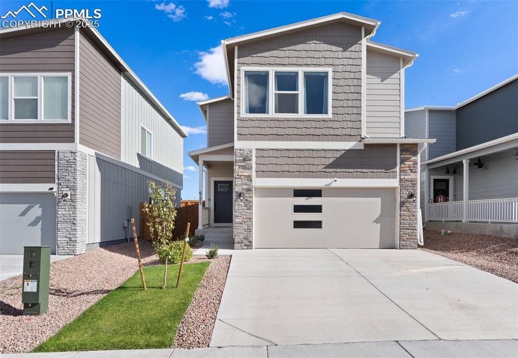 6175 Godwit Ln — photo 1