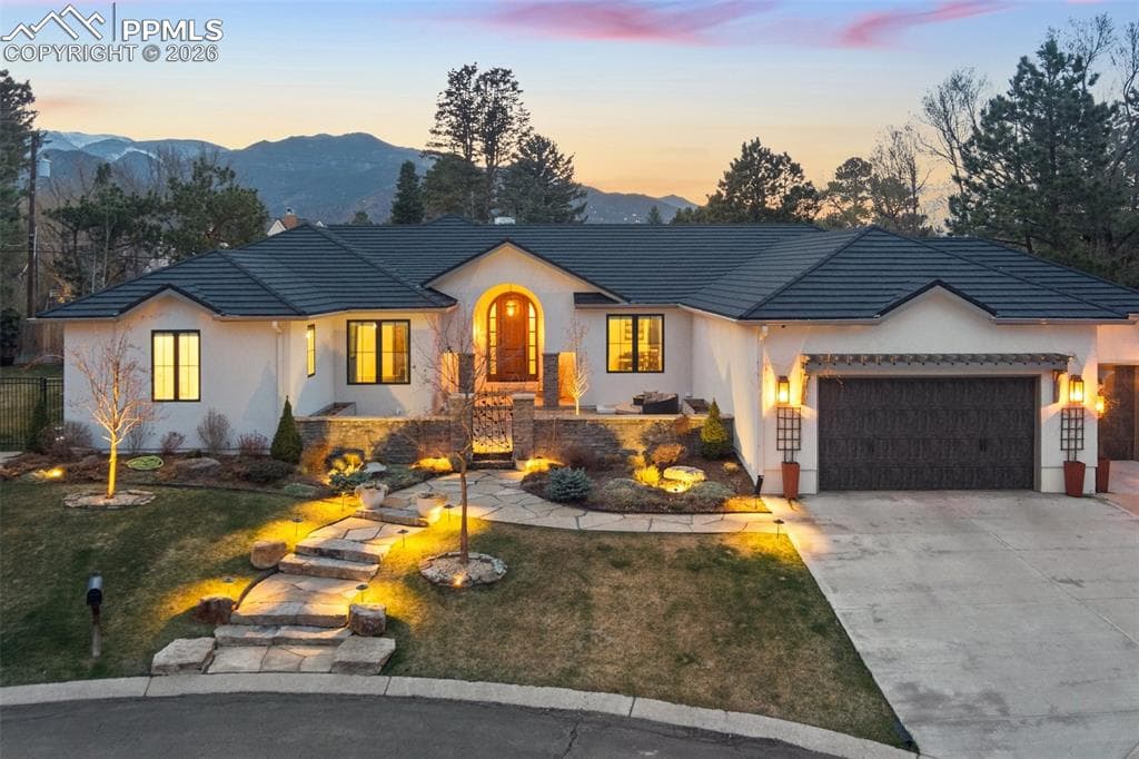 250 Mayfield Ln — photo 1
