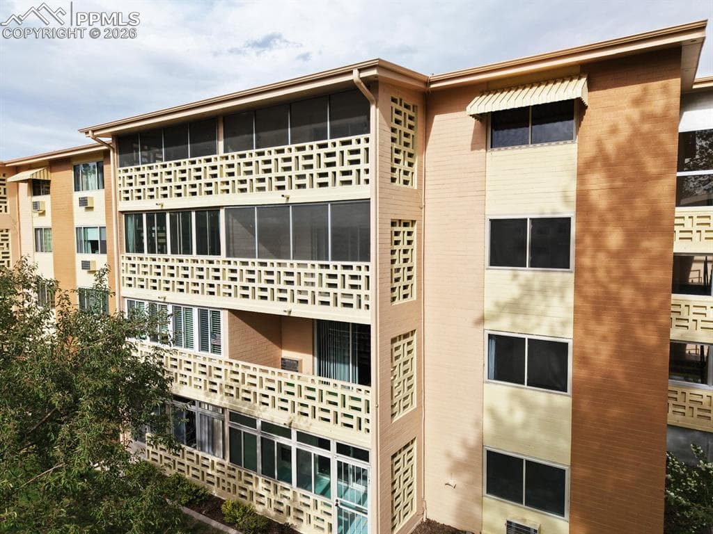 605 S Alton Way 12C — photo 1