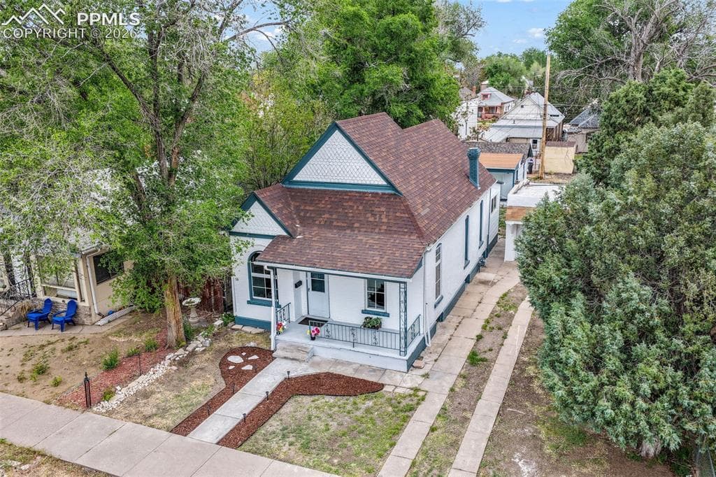 1030 Pine St — photo 1