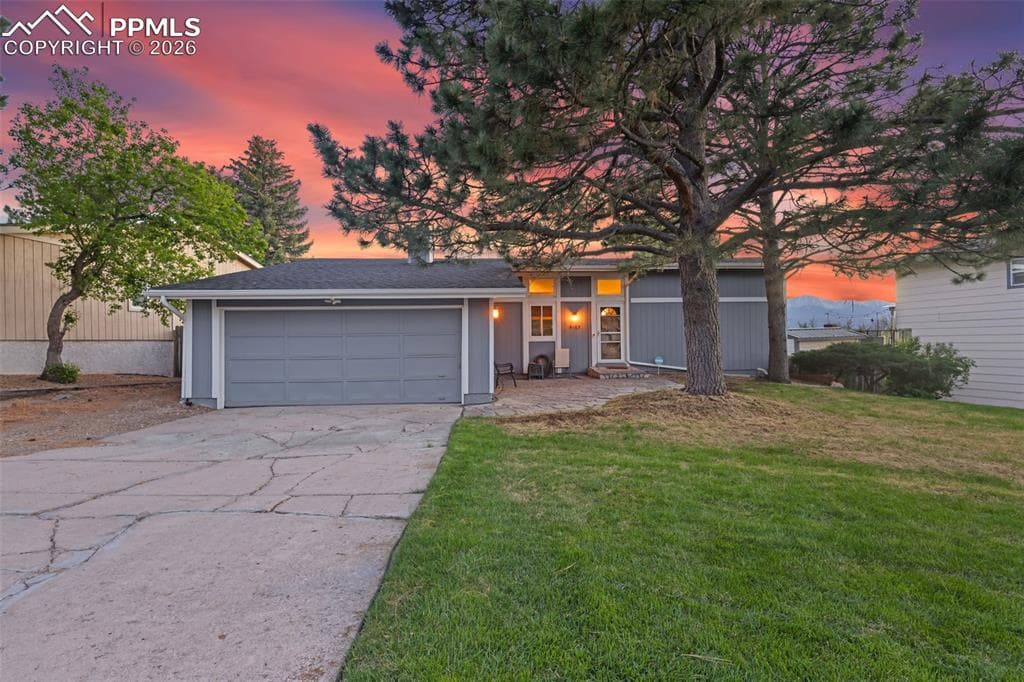 5167 Bitterweed Ln — photo 1