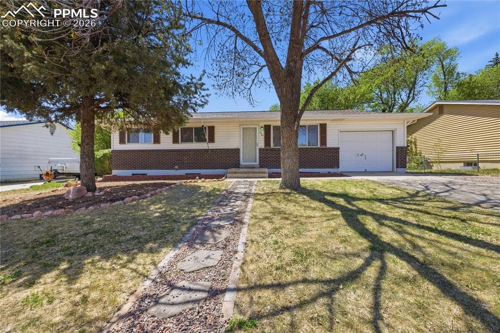 2240 Sumter Dr — photo 1