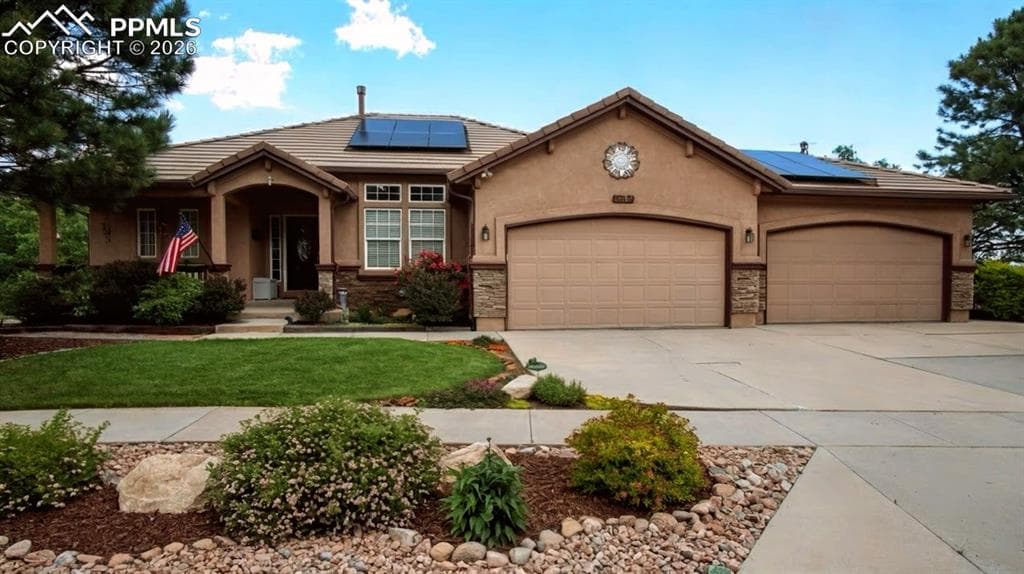 5532 Saxon Ln — photo 1