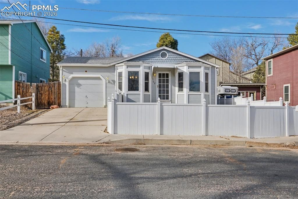 1308 Race St — photo 1