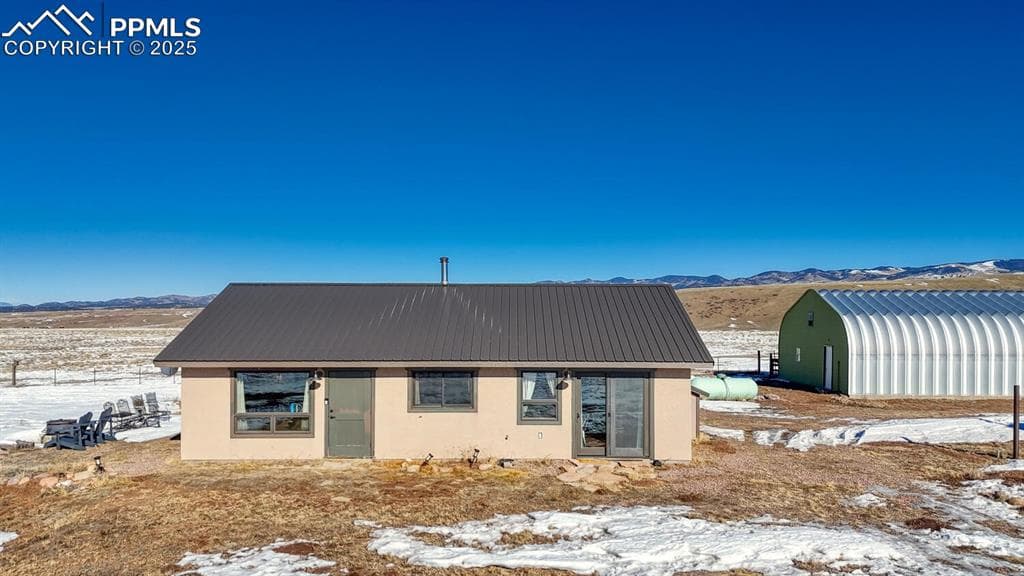 565 Pass Peak Dr — photo 1