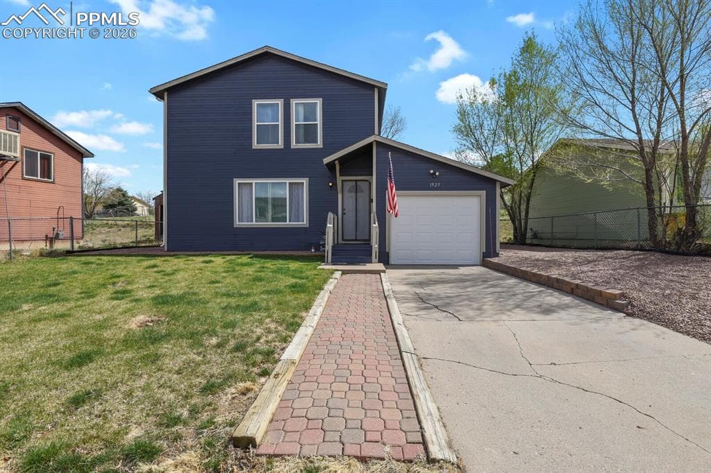 1925 Swearinger Dr — photo 1