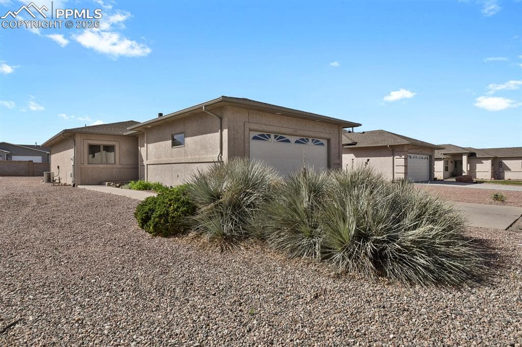 470 S SOARING EAGLE DR - Photo 1
