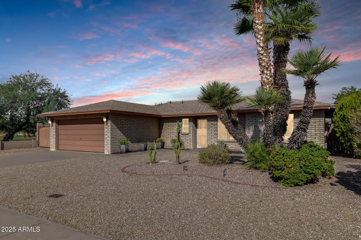 5816 E Acoma Dr — photo 1