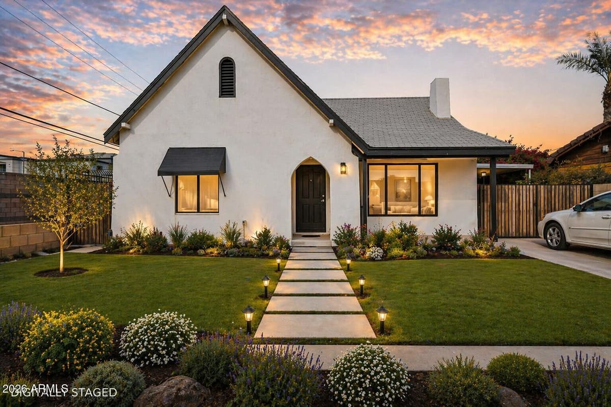 1614 E Roma Ave — photo 1