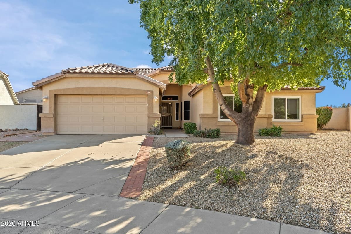 389 E Arabian Dr — photo 1