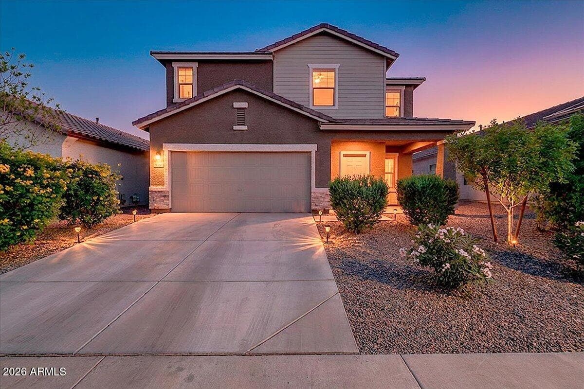 19349 W Coolidge St — photo 1