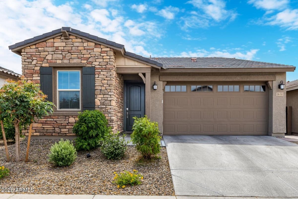 1631 W Paseo Way — photo 1