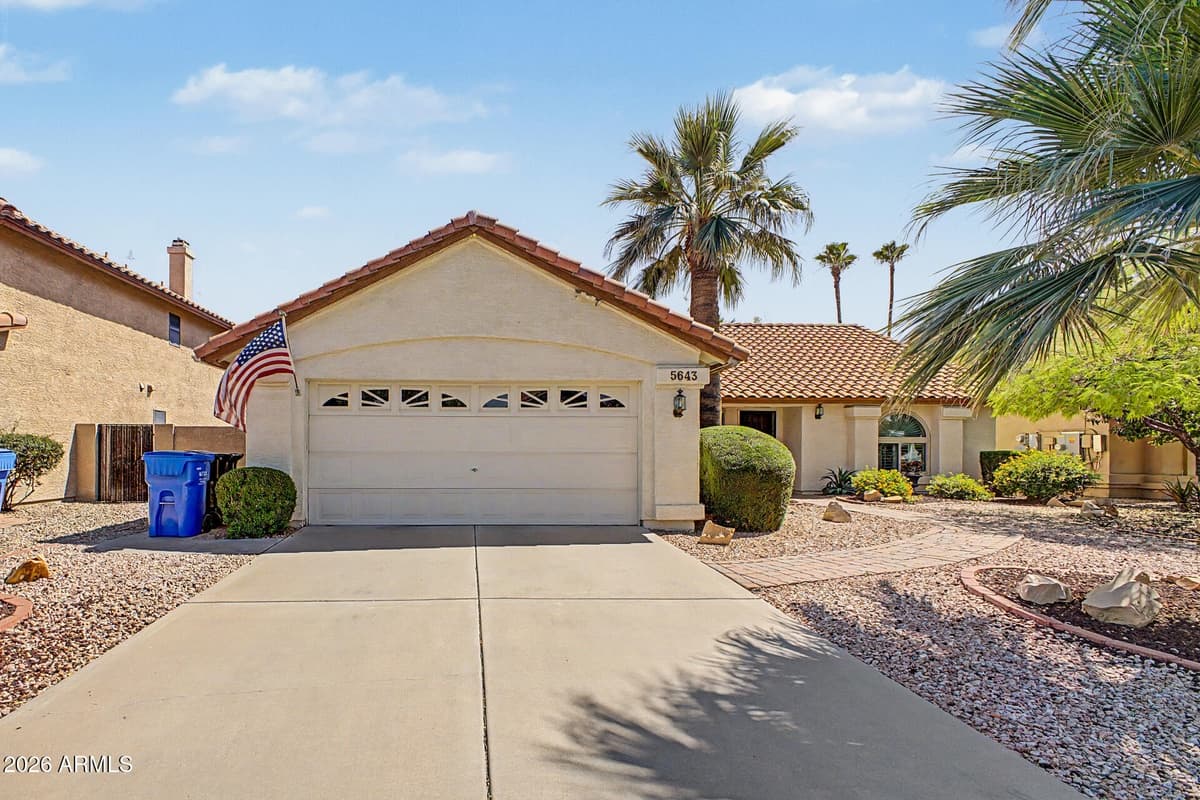 5643 E Angela Dr — photo 2