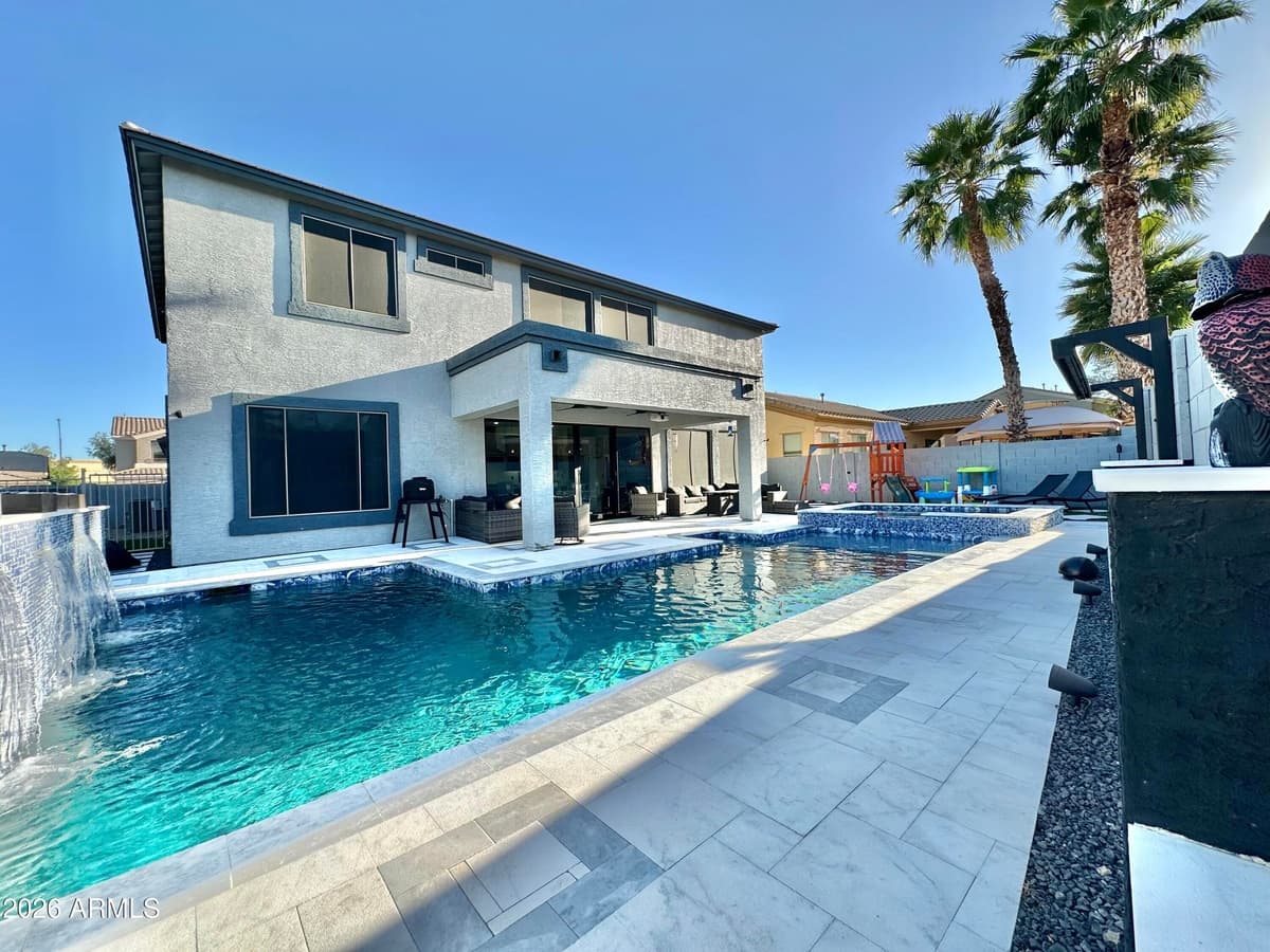 17332 W Young St — photo 1