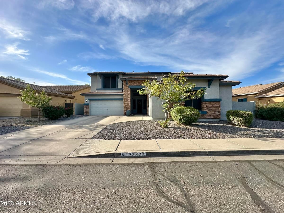 17332 W Young St — photo 2