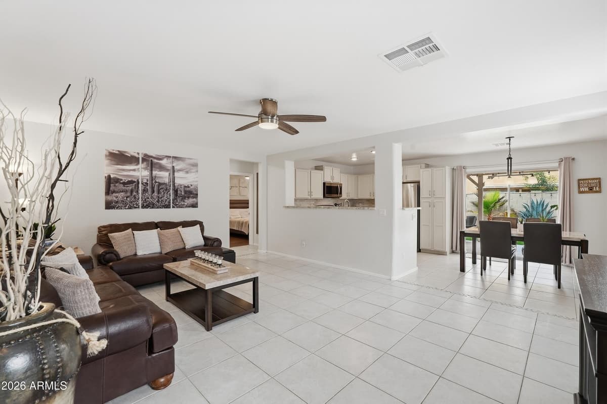 11578 W Carol Ave — photo 2