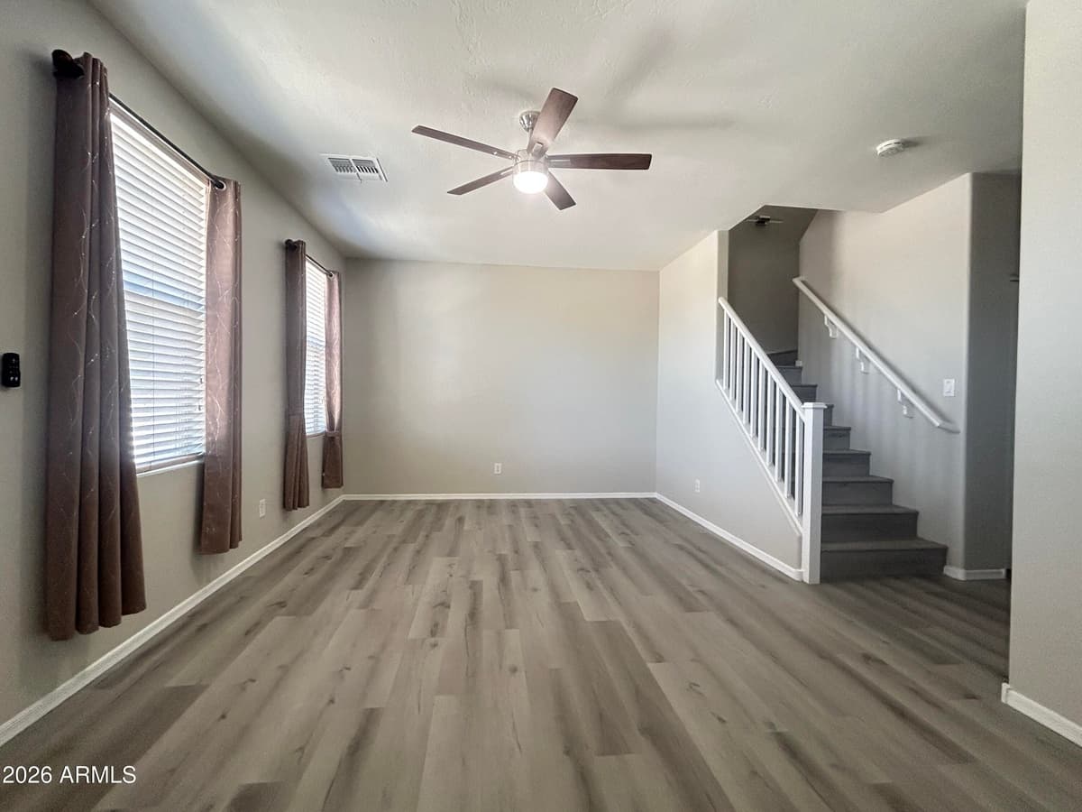 5219 W Raymond St — photo 2
