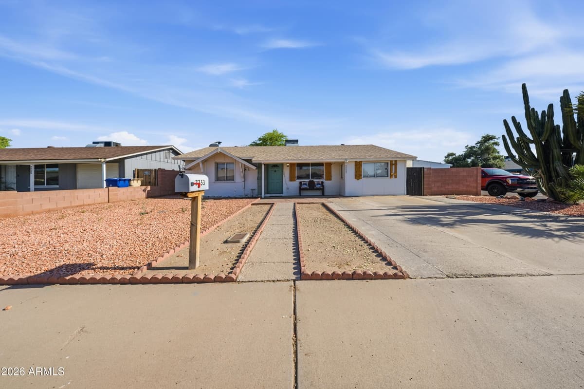 7753 W Orange Dr — photo 1