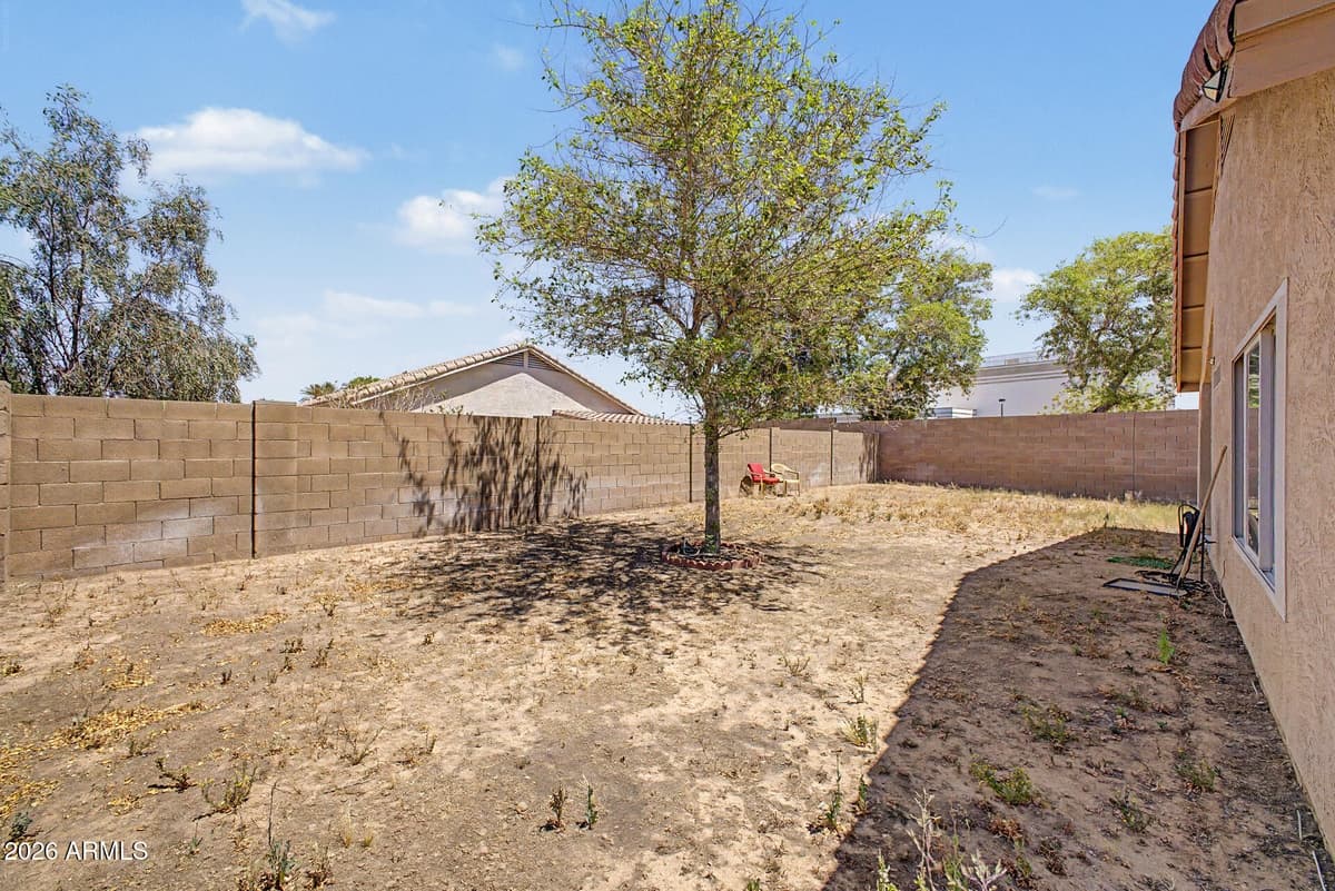 6906 W Phelps Rd — photo 28