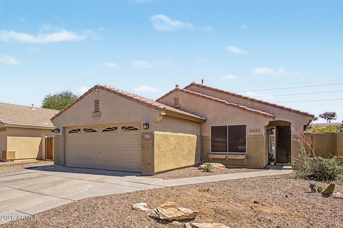 5823 E Hopi Circle — photo 2