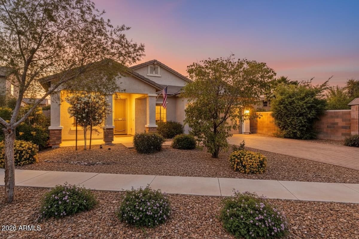 3066 E Santa Fe Ln — photo 2
