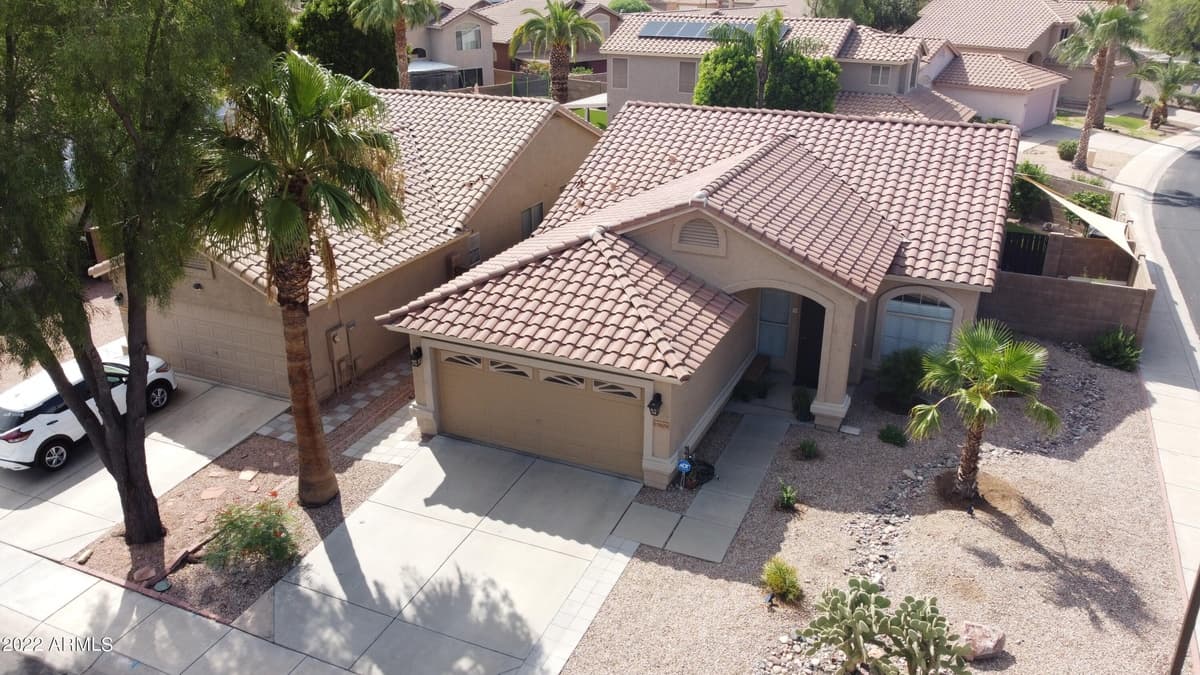 15029 W Bottle Tree Ave — photo 2