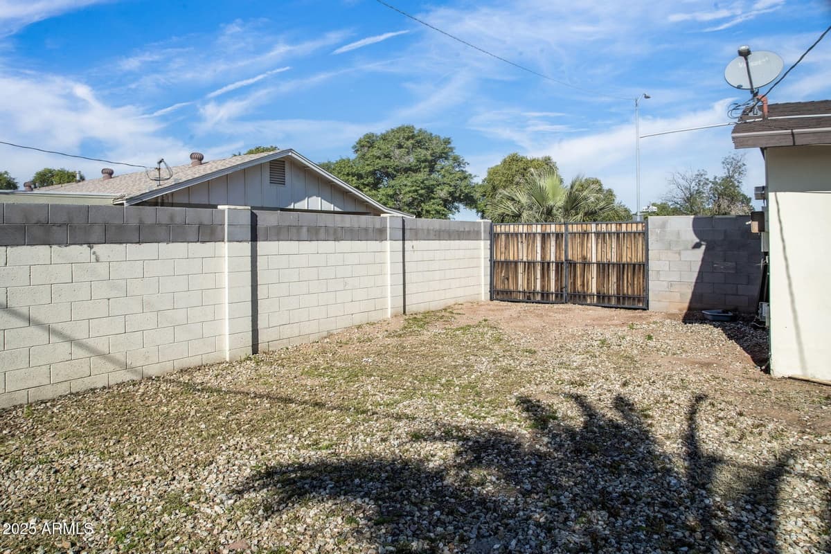 2309 W Wood Dr — photo 34