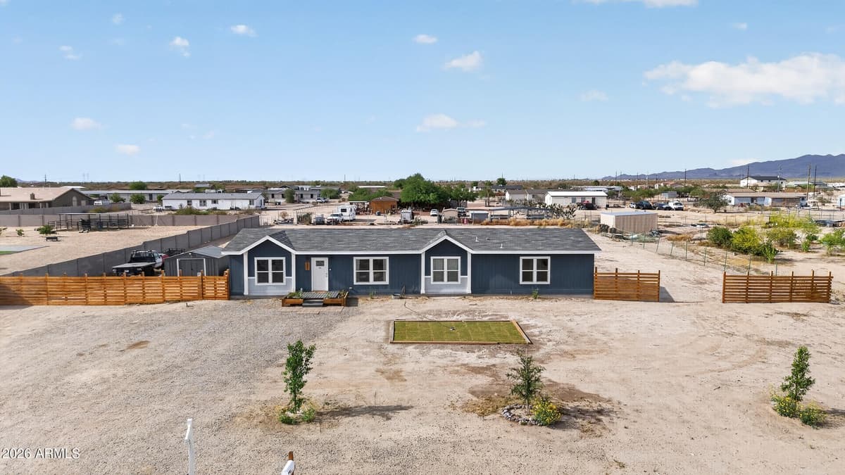 29938 W Latham St — photo 1