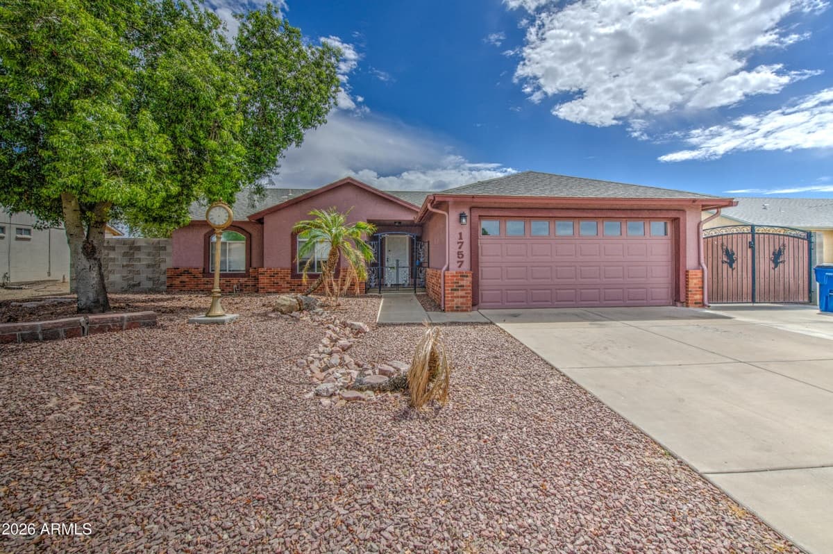 1757 W Ray Ln — photo 1