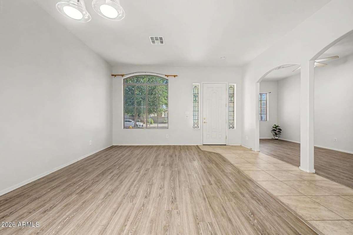 13570 W Caribbean Ln — photo 2