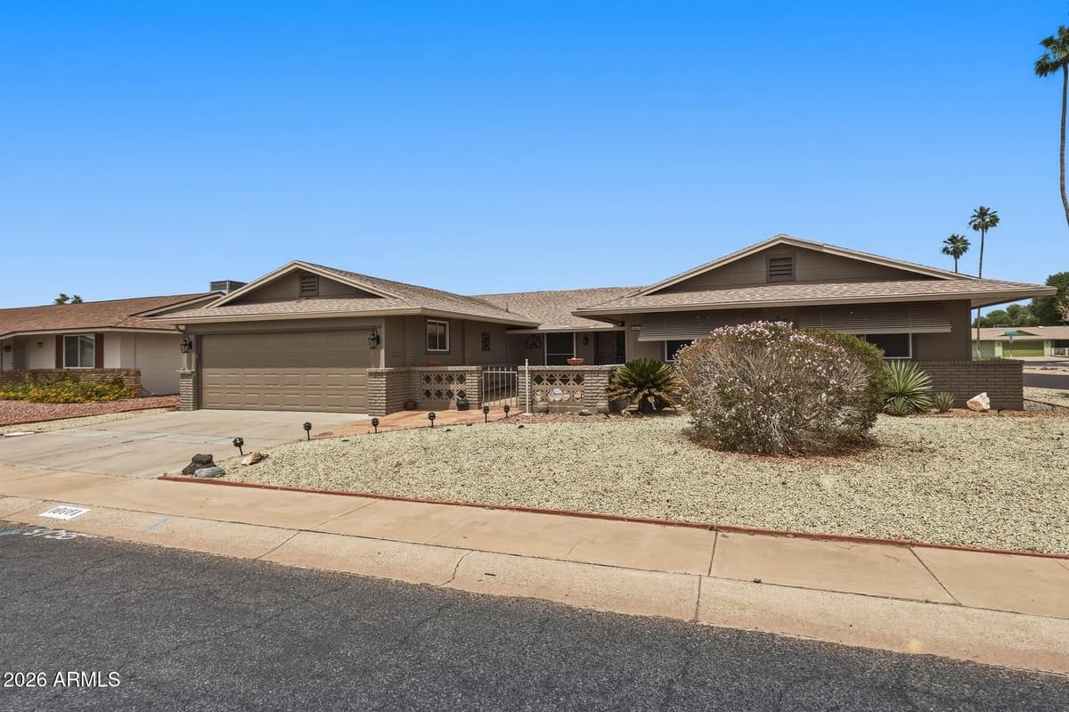 10961 W Tropicana Circle — photo 2
